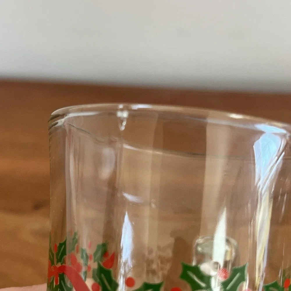 Set Of 2 Vintage Libbey Irish Coffee Mugs Christmas Holly Berry Ribbon Gold Band